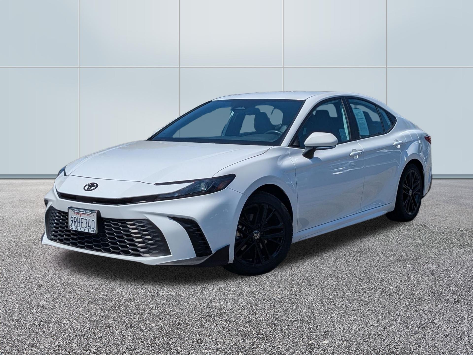 Used 2025 Toyota Camry SE
