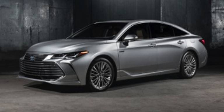 2022 Toyota Avalon Hybrid Limited FWD