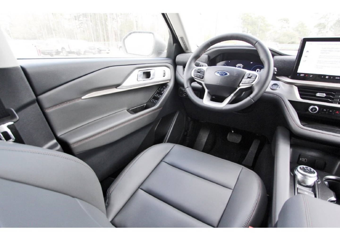 2026 Ford Explorer Active - Photo 7