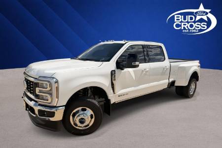 2026 Ford Super Duty F-350 DRW LARIAT