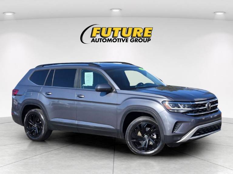 2022 Volkswagen Atlas 3.6L V6 SE w/Technology