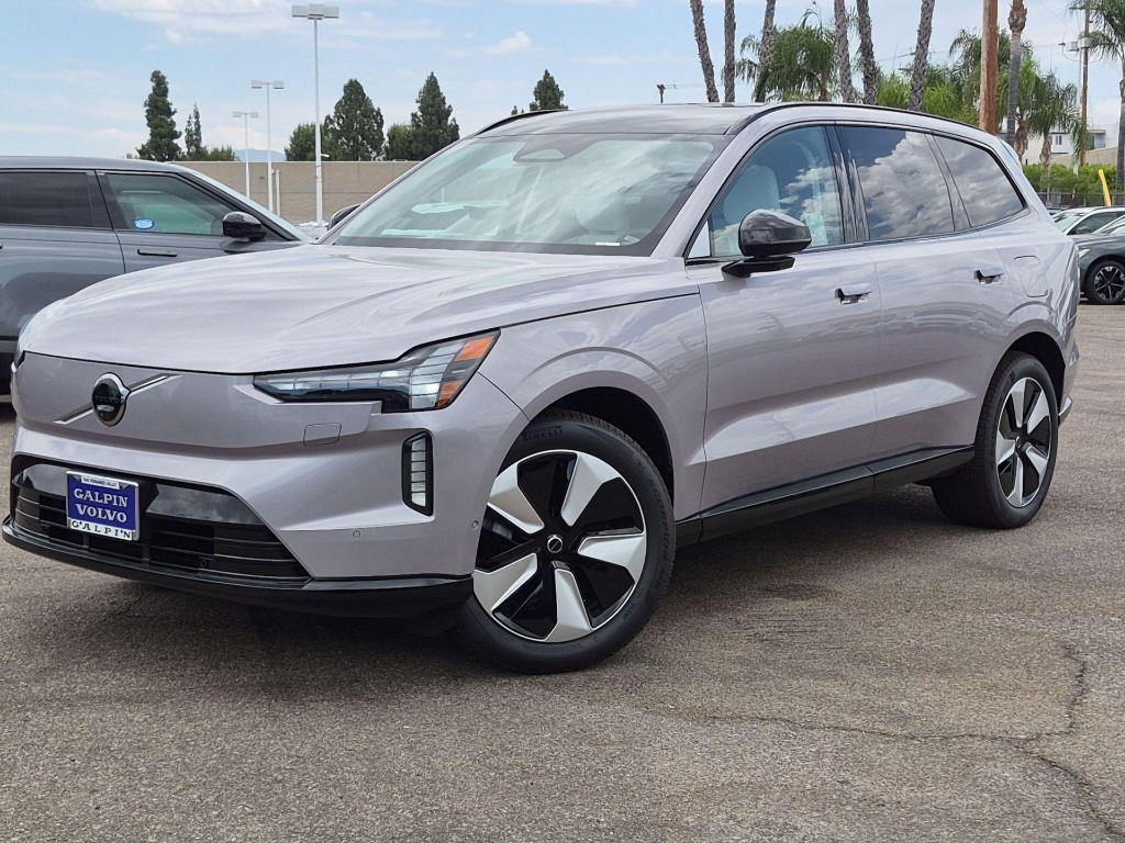 2026 Volvo EX90 Plus, Twin Motor, Fully electric, 6 Seats