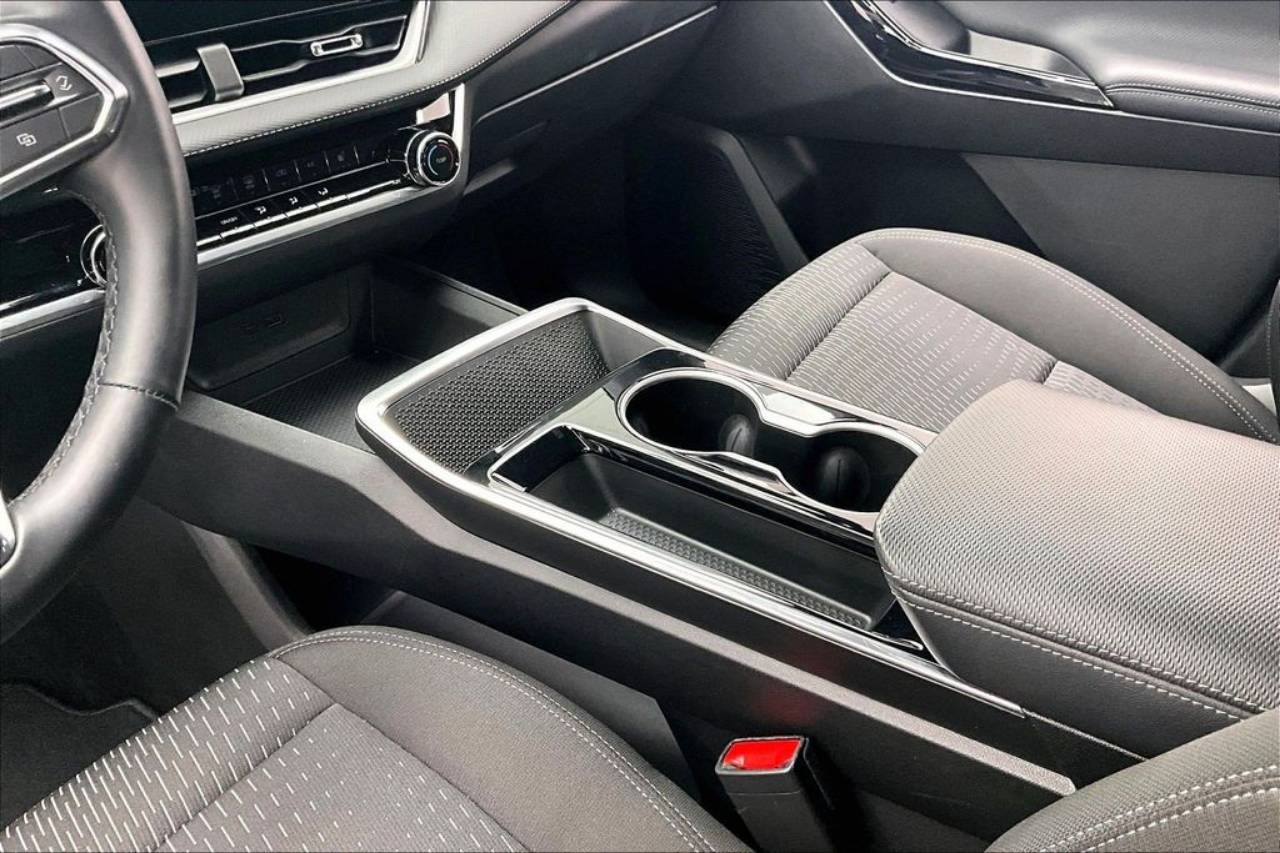 2025 Chevrolet Equinox LT - Photo 15