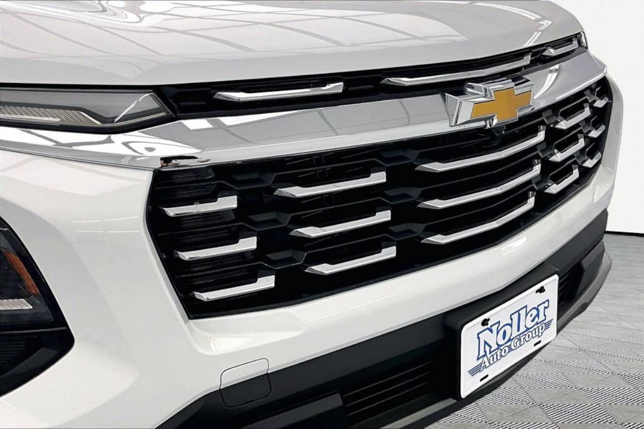 2025 Chevrolet Equinox LT - Photo 28