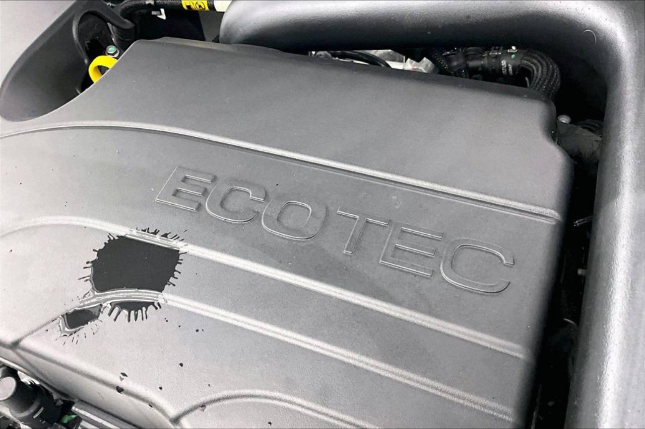 2025 Chevrolet Equinox LT - Photo 33