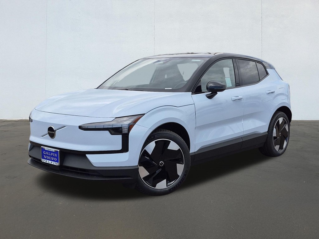 2026 Volvo EX30 Plus Twin Motor Performance, Fully electric