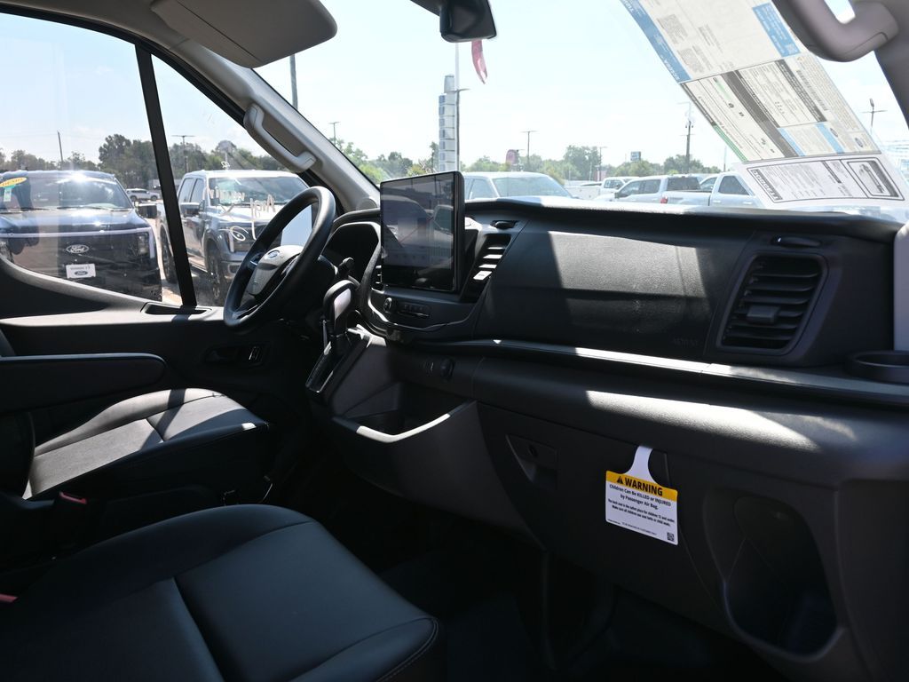 2025 Ford Transit Van Base - Photo 8