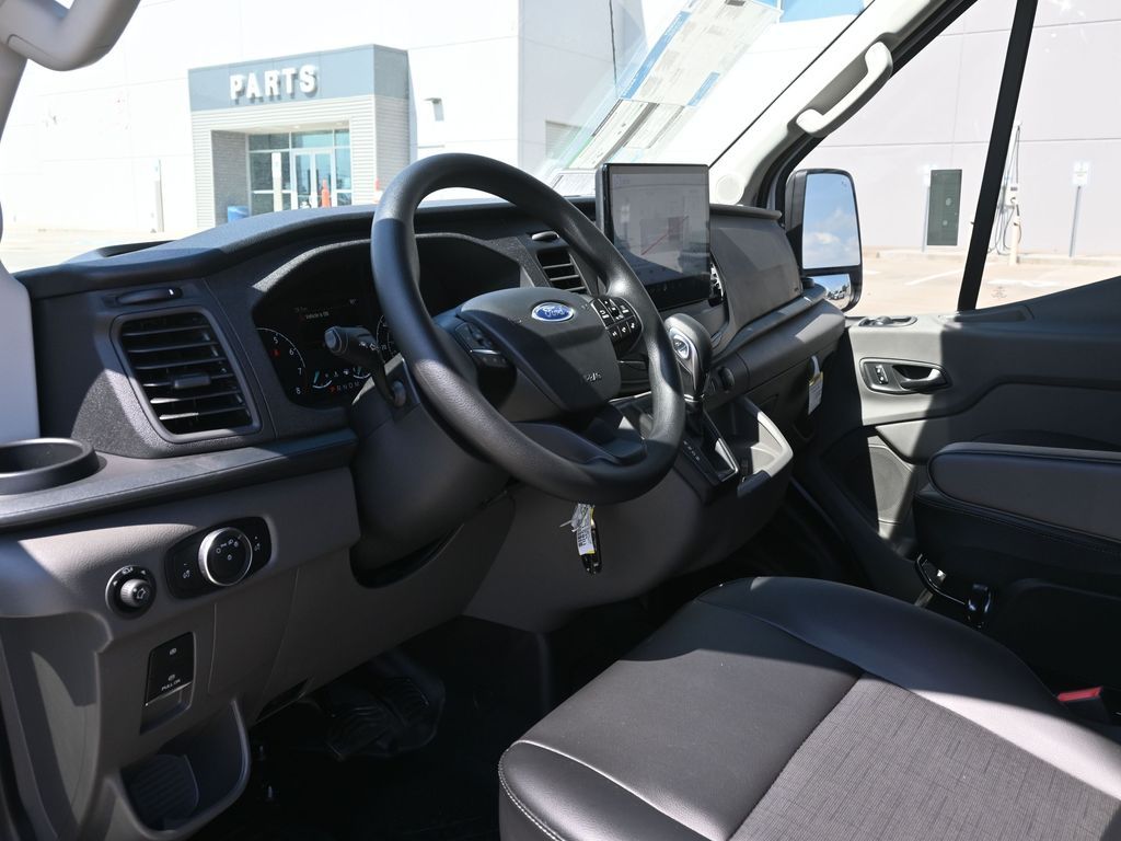 2025 Ford Transit Van Base - Photo 15