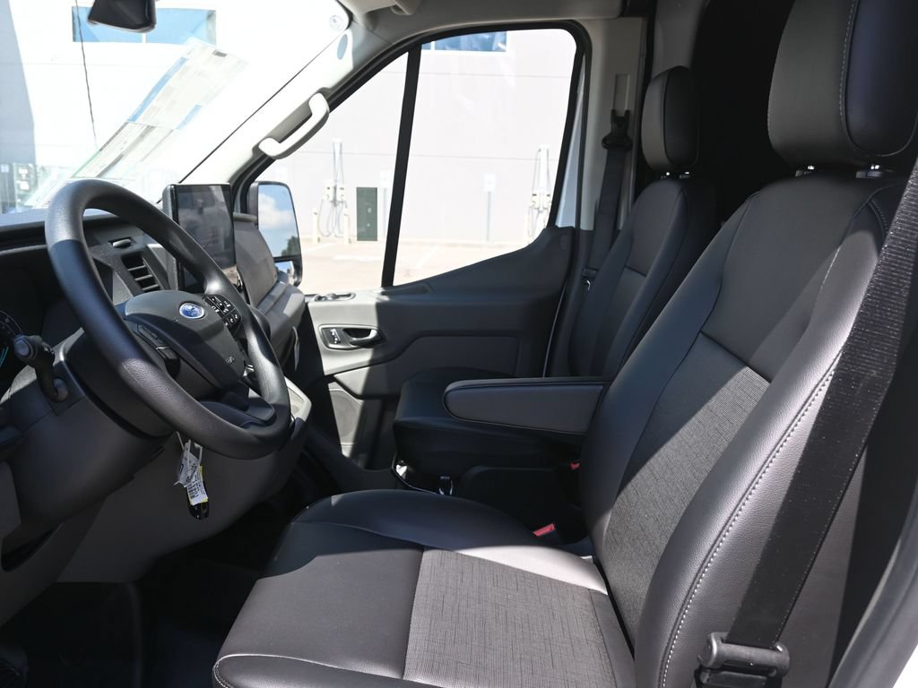 2025 Ford Transit Van Base - Photo 16