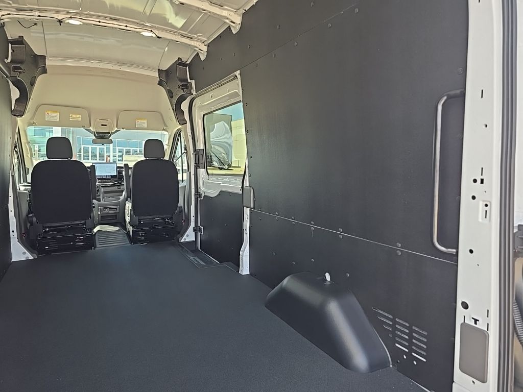 2025 Ford Transit Van Base - Photo 14