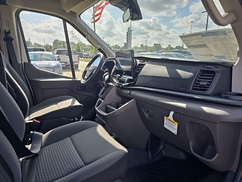 2025 Ford Transit Van Base - Photo 19