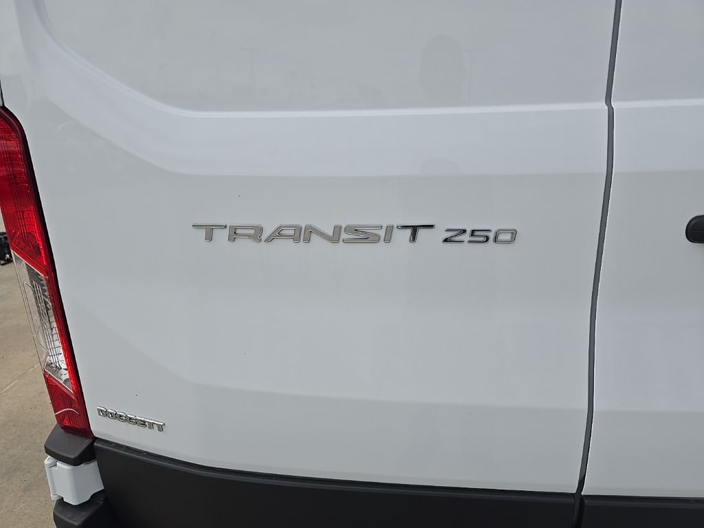 2025 Ford Transit Van Base - Photo 9
