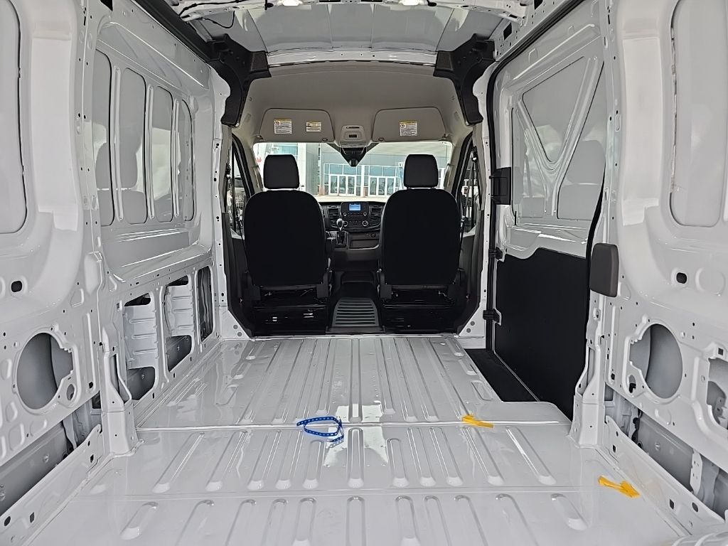 2025 Ford Transit Van Base - Photo 10