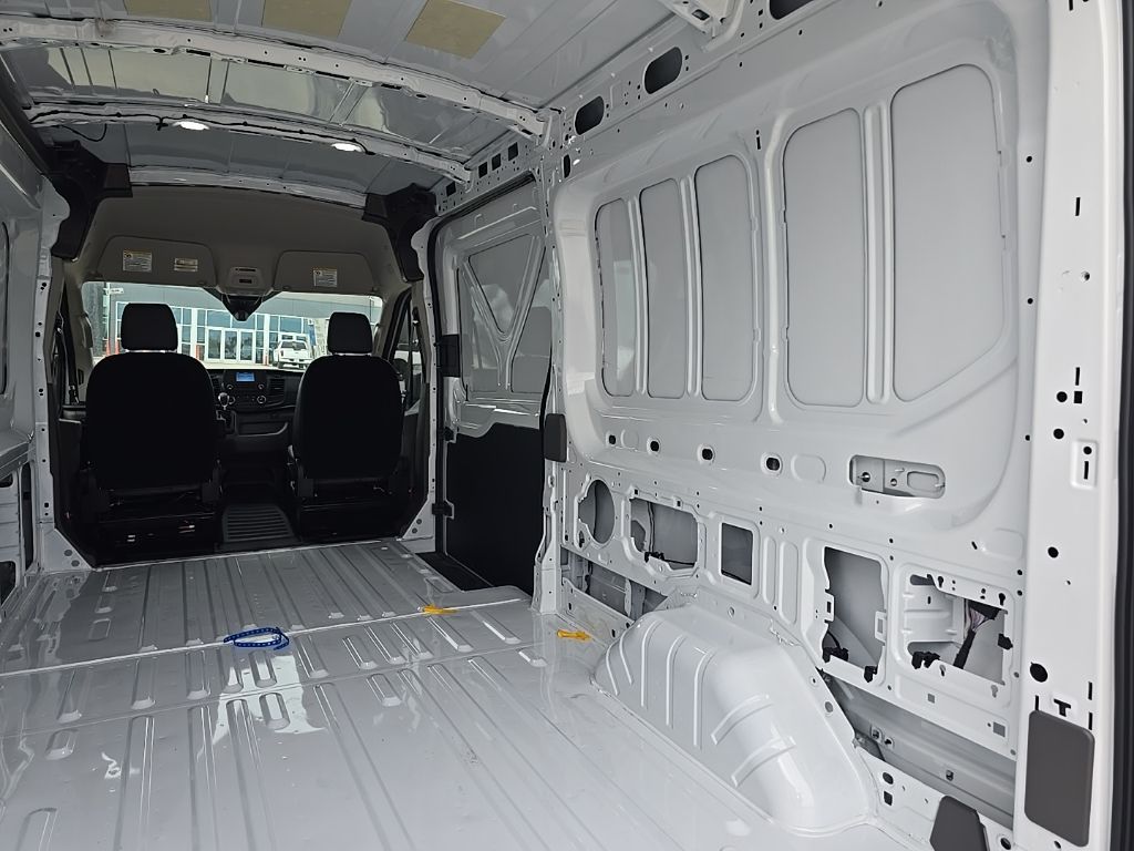 2025 Ford Transit Van Base - Photo 14