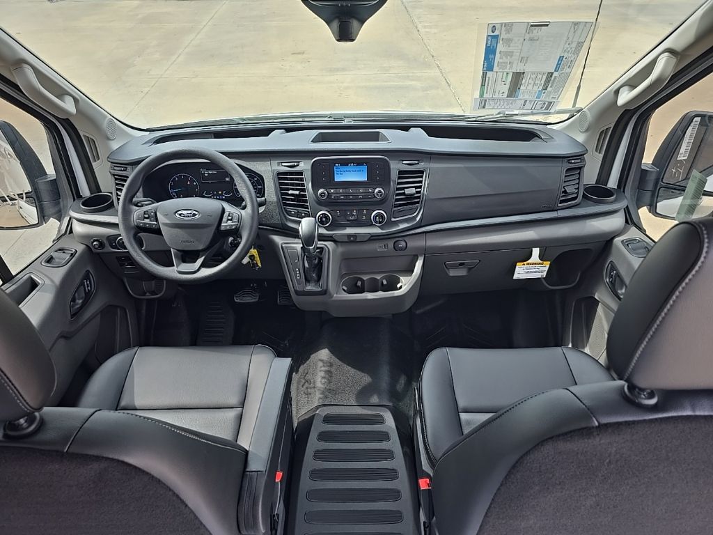 2025 Ford Transit Van Base - Photo 18