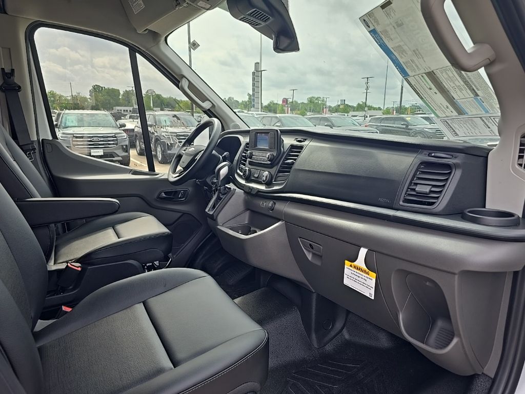2025 Ford Transit Van Base - Photo 20