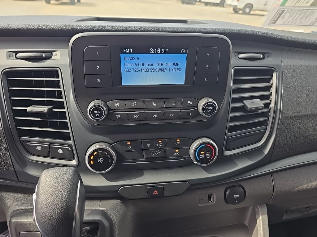 2025 Ford Transit Van Base - Photo 27