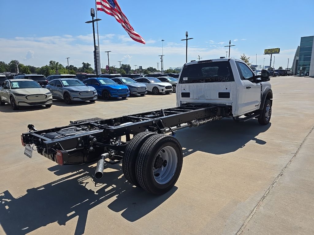 2026 Ford F-550 Super Duty Chassis Cab XL - Photo 10