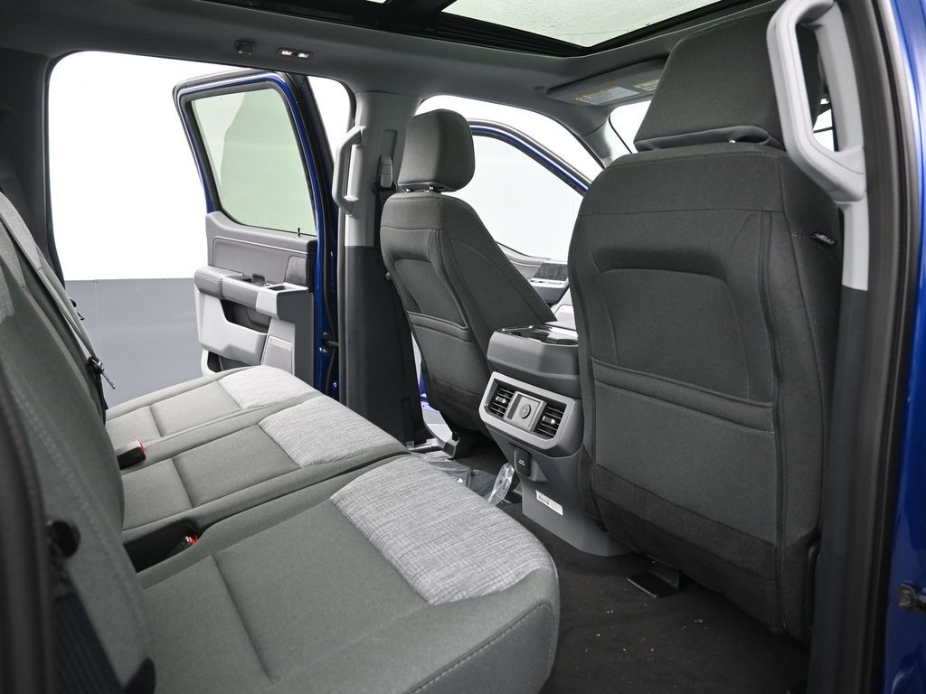 2026 Ford F-250 Super Duty XLT - Photo 14