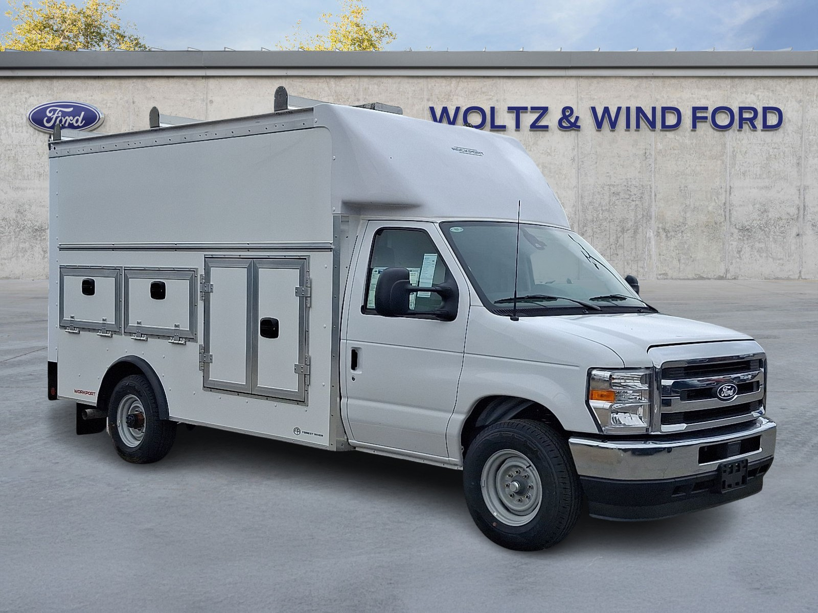 2027 Ford E-350SD Base