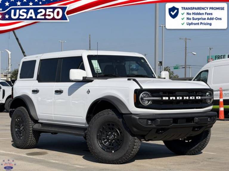 2026 Ford Bronco Outer Banks