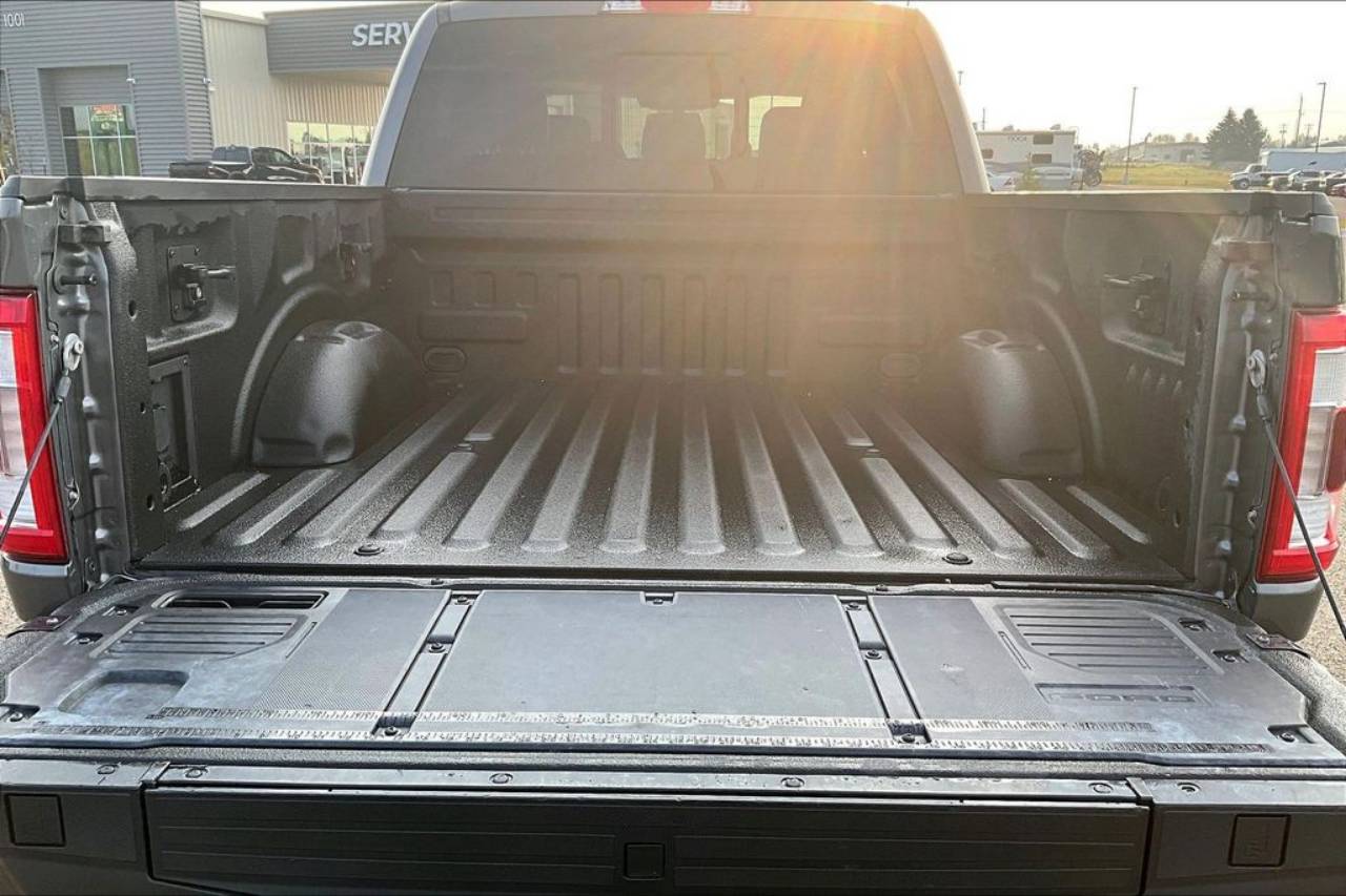 2022 Ford F-150 Lariat - Photo 18