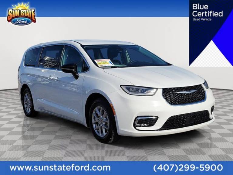 2024 Chrysler Pacifica Touring L