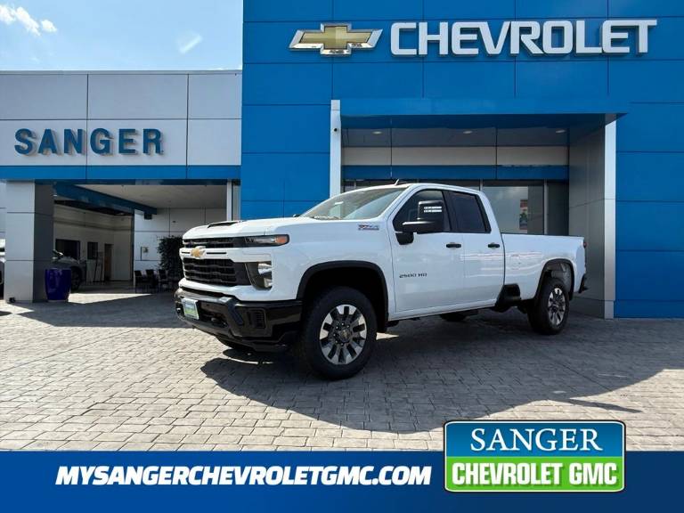 2026 Chevrolet Silverado 2500HD Custom