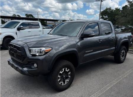 2022 Toyota Tacoma TRD OFF-Road