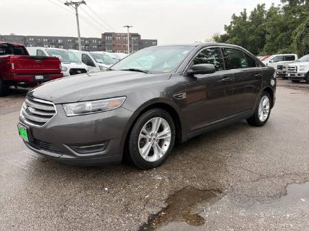 2017 Ford Taurus SEL