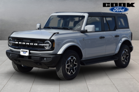 2026 Ford Bronco Outer Banks