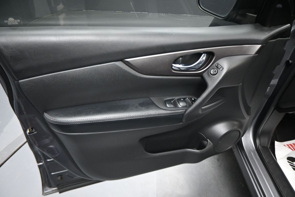 Used 2019 Nissan Rogue Sport S with VIN JN1BJ1CPXKW217210 for sale in Beaumont, TX