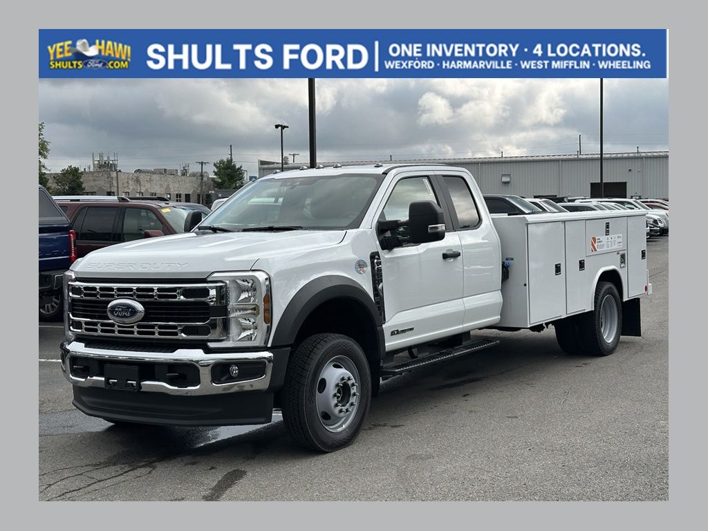 2026 Ford F-550 Super Duty Chassis Cab