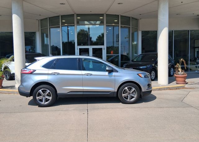 2023 Ford Edge