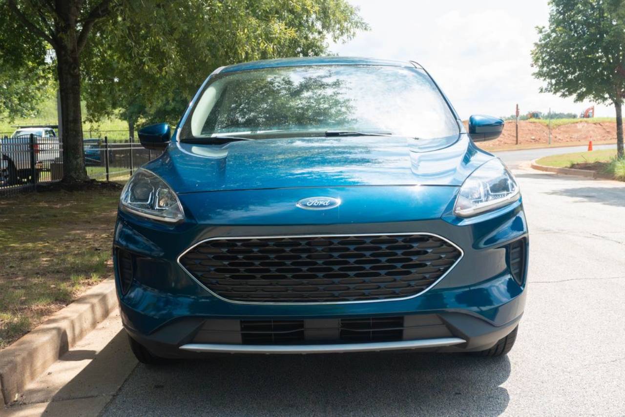 Used 2020 Ford Escape SE with VIN 1FMCU0G66LUA69229 for sale in Covington, GA