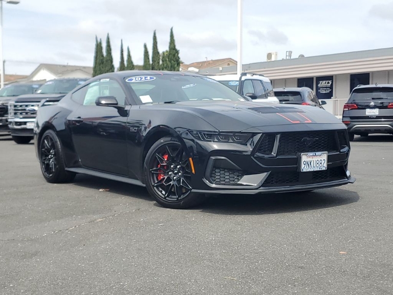 2024 Ford Mustang GT Premium