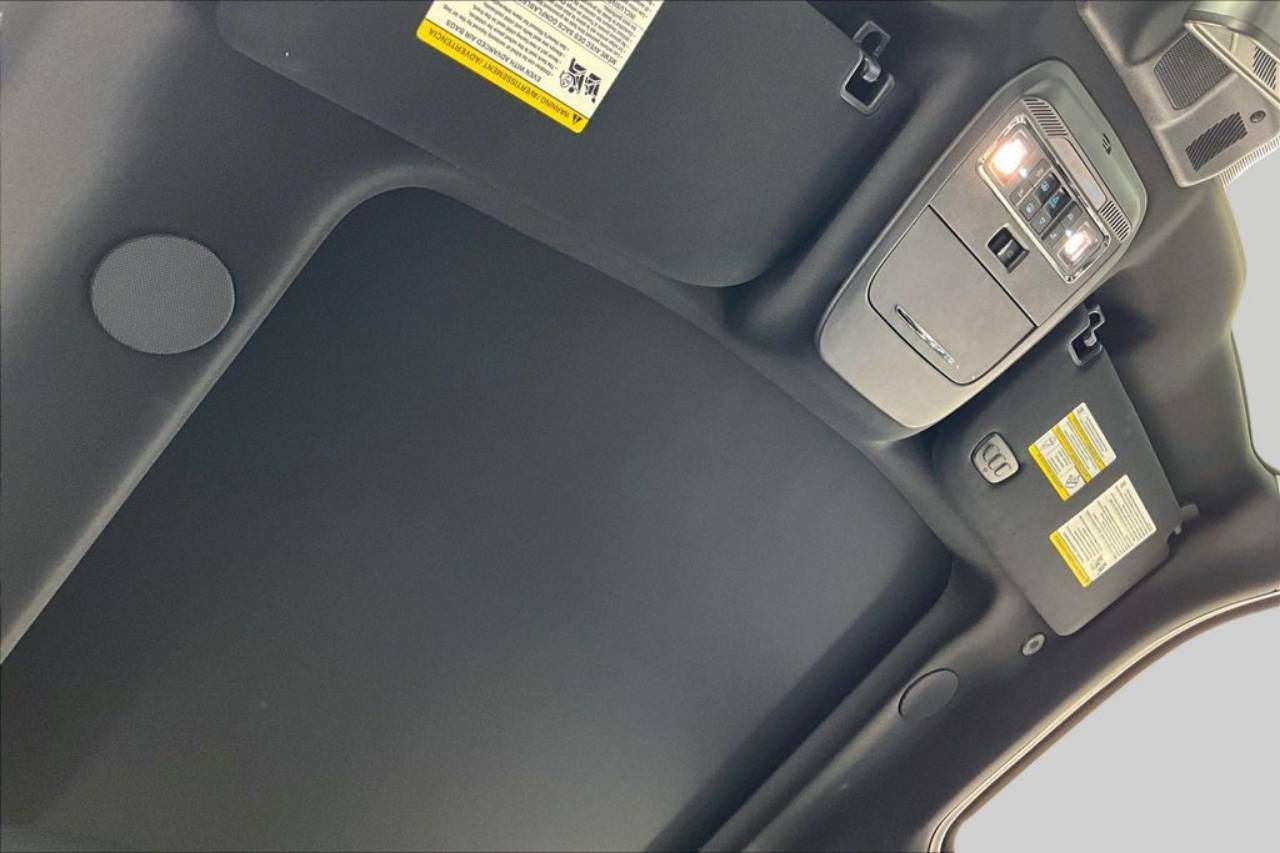 2025 Ford F-150 Platinum - Photo 23
