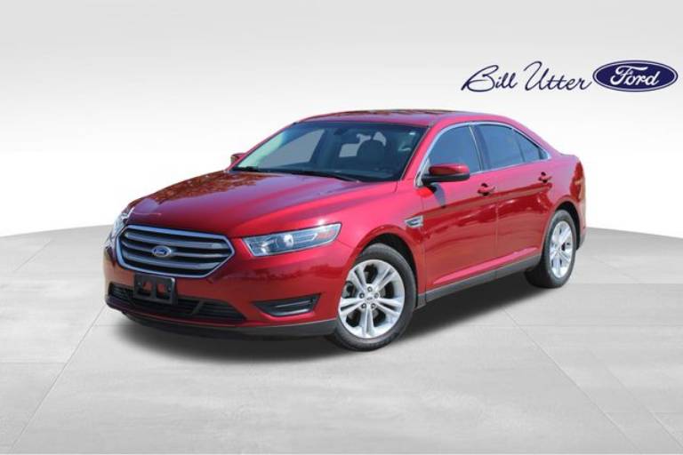 2016 Ford Taurus SEL