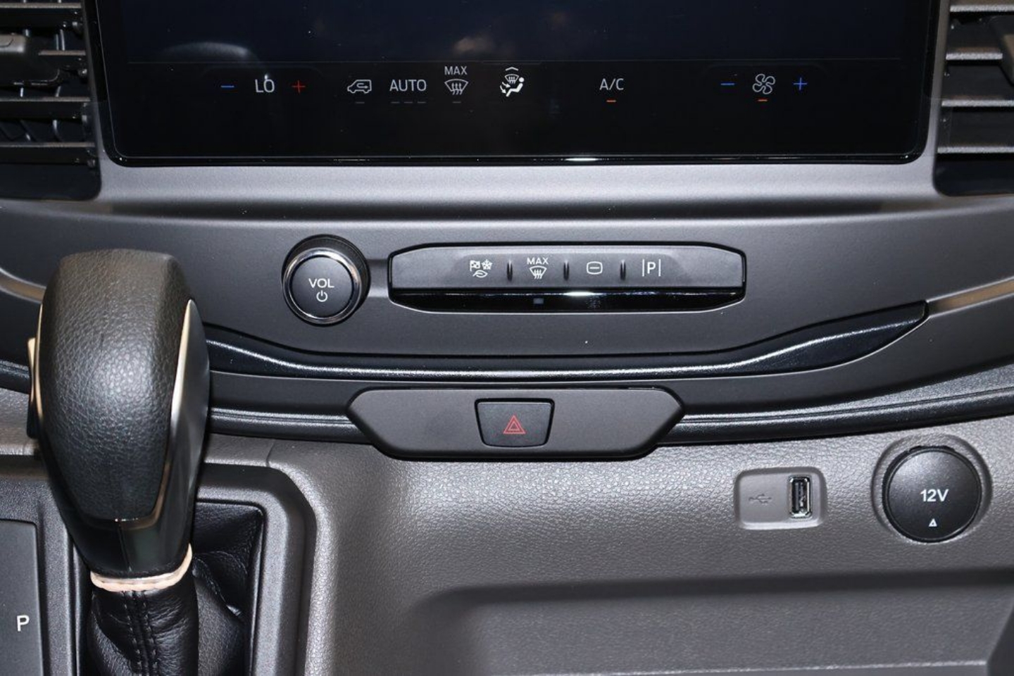 2026 Ford Transit Van Base - Photo 25