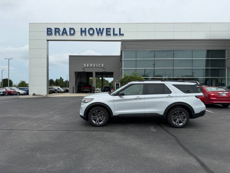 2026 Ford Explorer Active w/200A Pkg