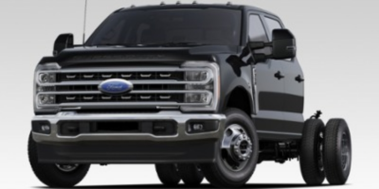 2027 Ford Super Duty F-350 DRW XL