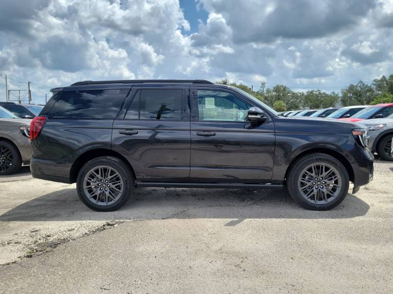 2027 Ford Expedition Platinum