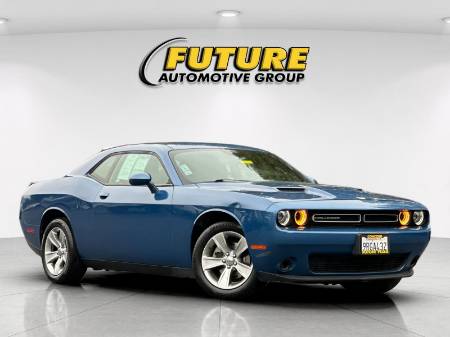2021 Dodge Challenger SXT