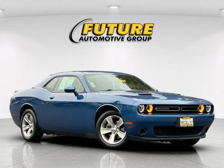 2021 Dodge Challenger SXT