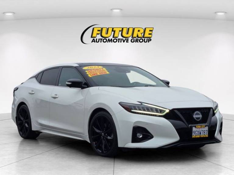 2023 Nissan Maxima SR