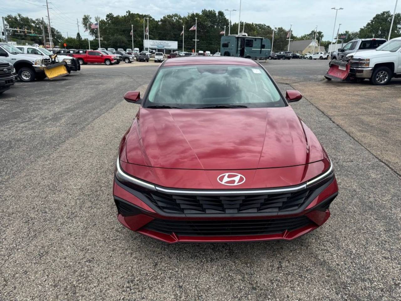 Certified 2024 Hyundai Elantra SE with VIN KMHLL4DG4RU851559 for sale in Kansas City