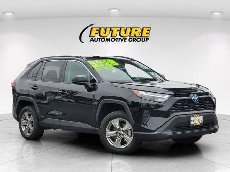 2024 Toyota RAV4 Hybrid LE