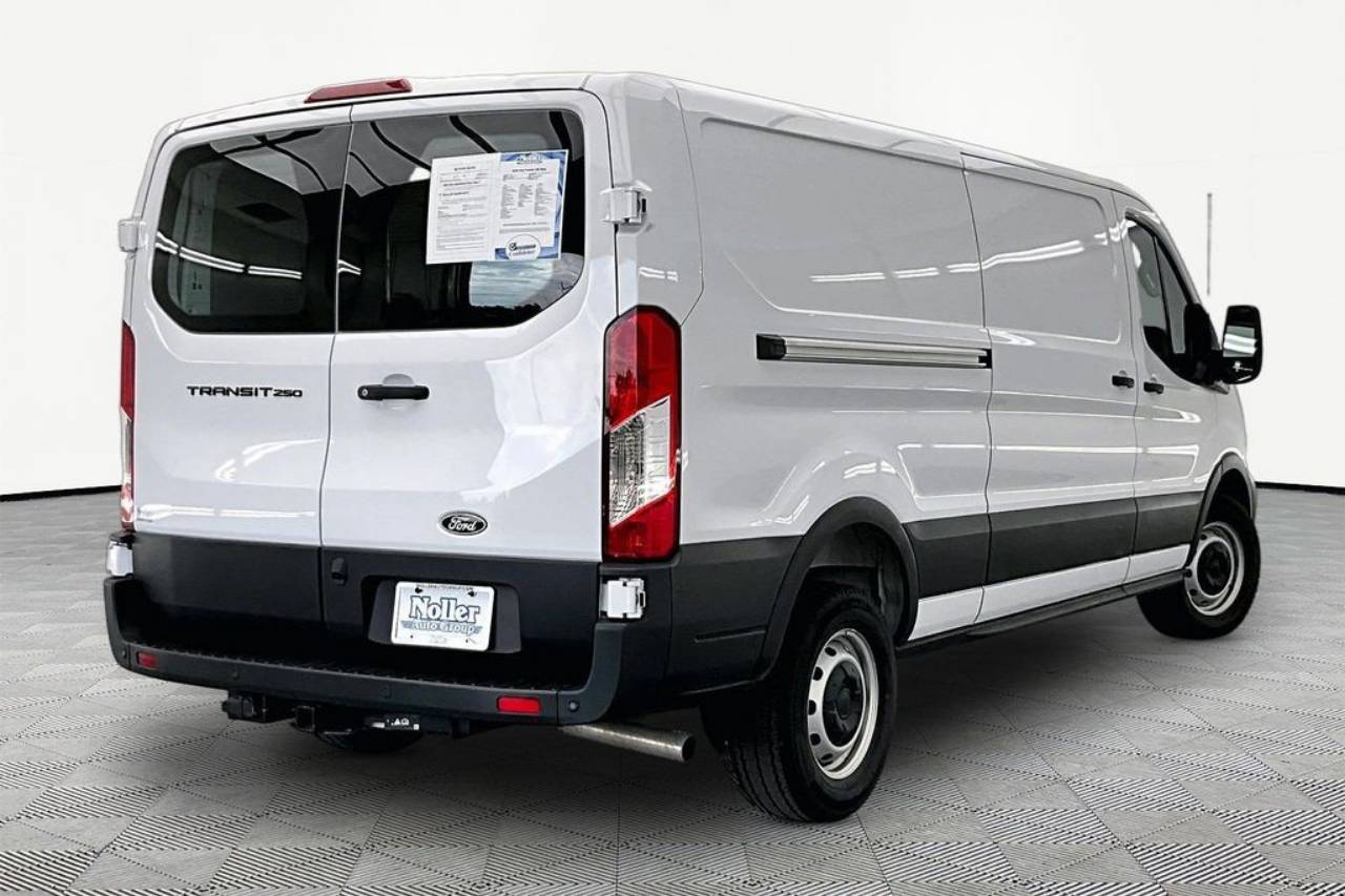 Used 2026 Ford Transit Van Base with VIN 1FTBR1Y85TKA09932 for sale in Kansas City