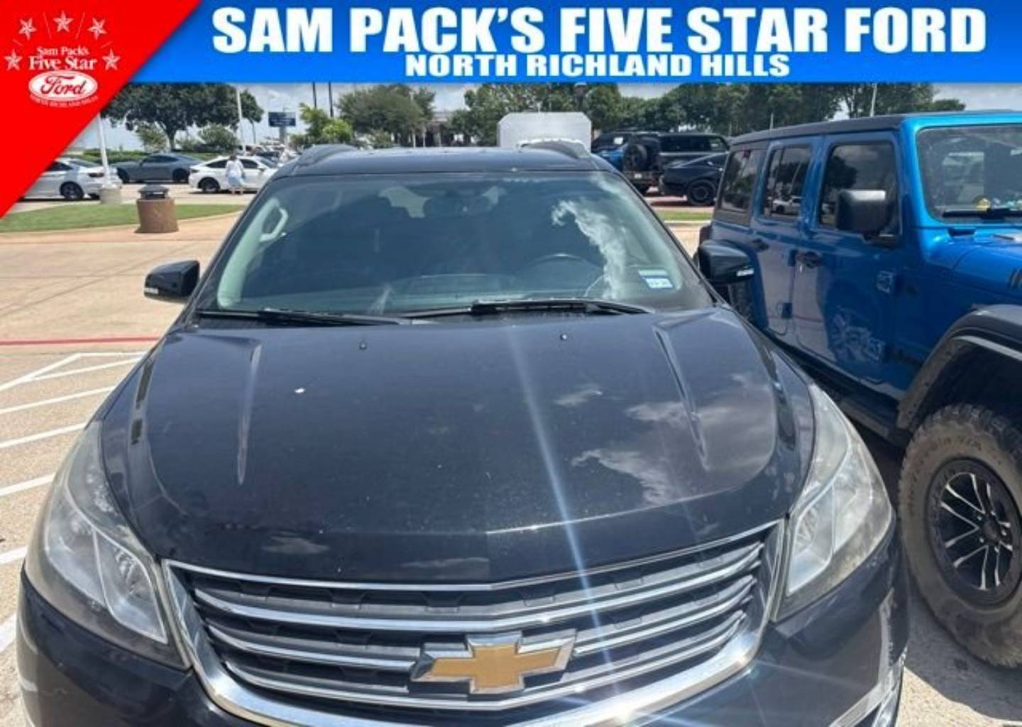 Used 2017 Chevrolet Traverse 1LT with VIN 1GNKVGKD0HJ230962 for sale in Carrollton, TX