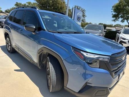 2025 Subaru Forester Base